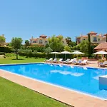 Monte Rei Golf & Country Club Resort 5*