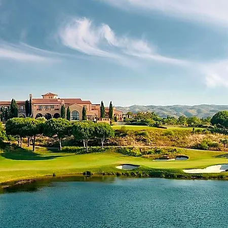 Resort Monte Rei Golf & Country Club
