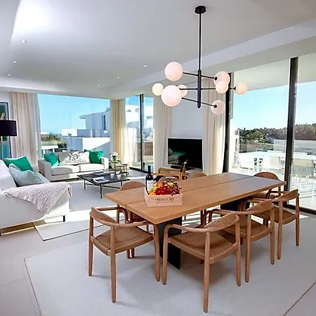 Monte Rei Golf & Country Club Resort 5*