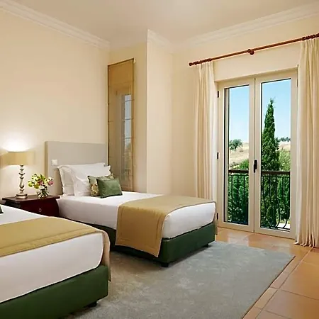Monte Rei Golf & Country Club Resort 5*